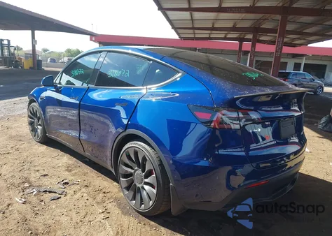 2022 Tesla Model Y Performance Dual Motor All-Wheel Drive from USA, damaged, VIN 7SAYGDEF6NF318672